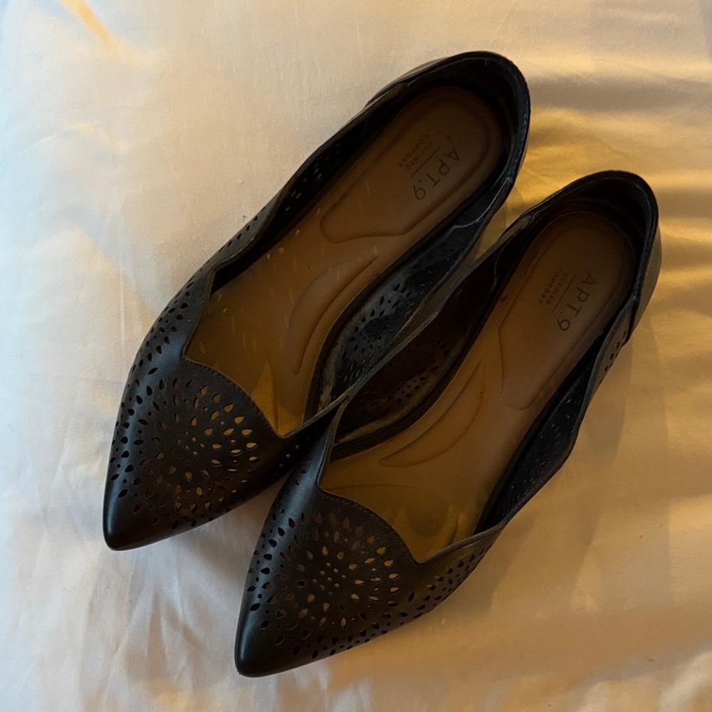 Apt 9 Women's Black Flats